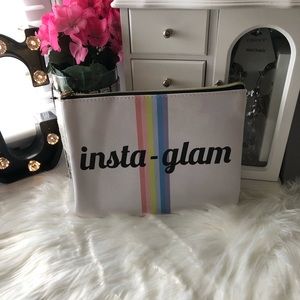 Buy 1 get 2 FREE! [Ruby + Cash] Make-Up Bag (NEW)